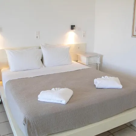 Manos Hotel