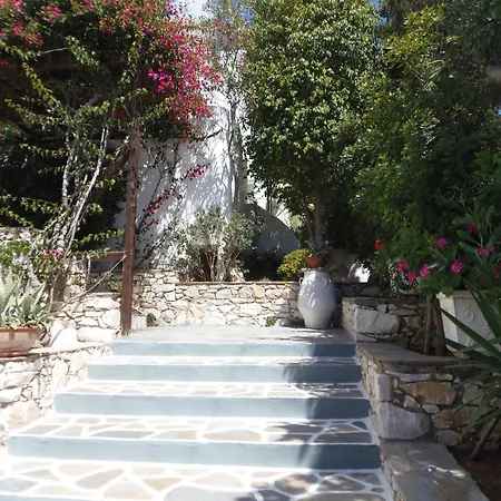 Manos Hotel