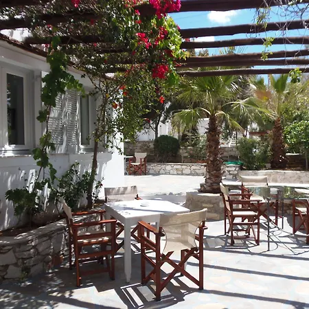Manos Hotel Naoussa