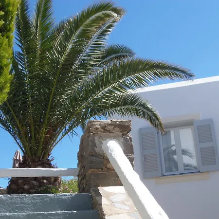 Hotel Manos 2*