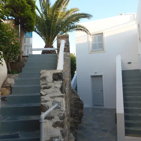 Hotel Manos Naoussa