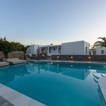 Manos Hotel Naoussa
