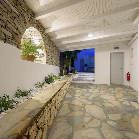 Hotel Manos