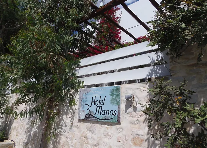 Manos 2* Naousa